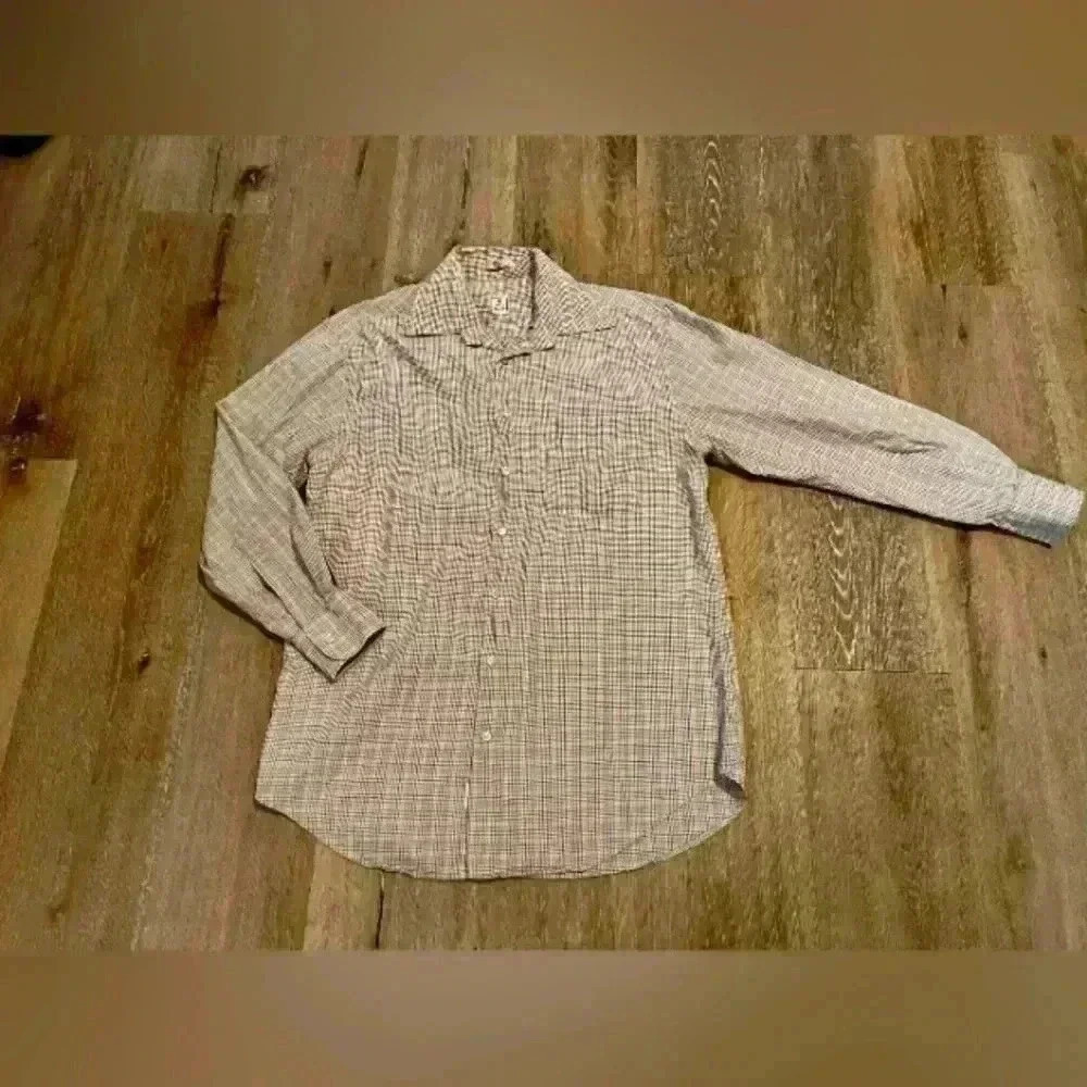 Peter Millar men's size medium long sleeve button down shirt